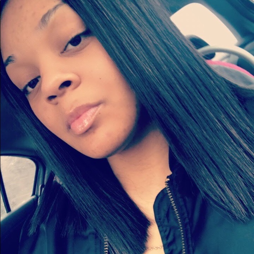 Meet your Posher, Alexcia